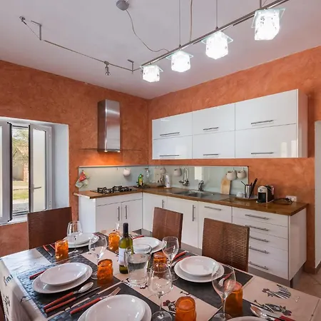 Stunning In Marittimo With Wifi * Monterotondo (Tuscany)